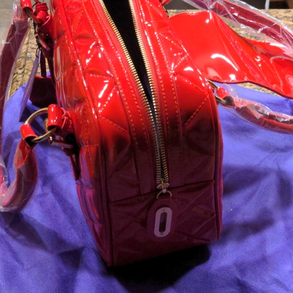 Purse - Picture 2 of 2